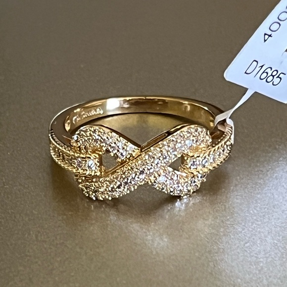 Ladies CZ Bow/Figure Eight Ring Size 9 NEW - Picture 2 of 8